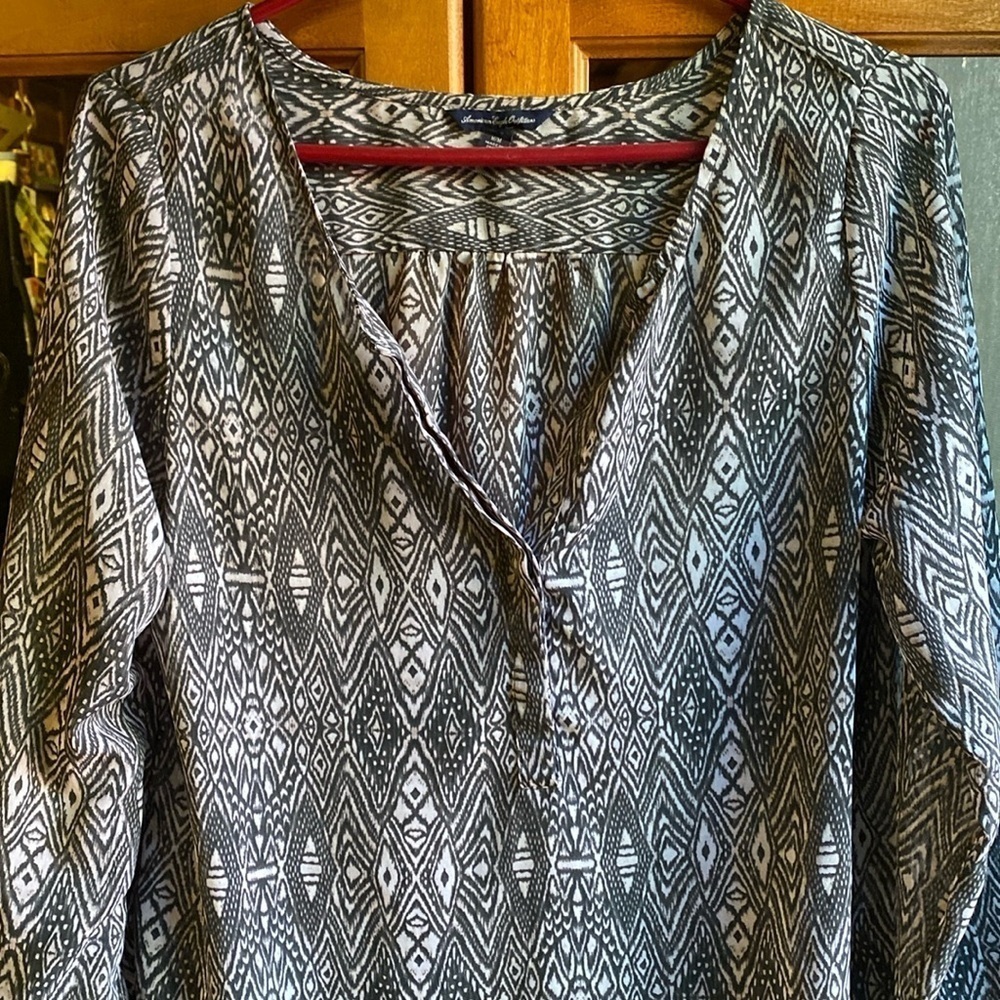 3/$20. Women’s American Eagle Top Lightweight Fall Spring Hippie Celestial